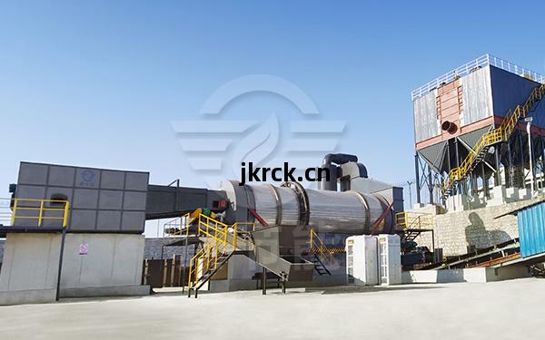 酒(jiu)糟(zao)烘幹(gan)設備(bei)案(an)例(li)現場