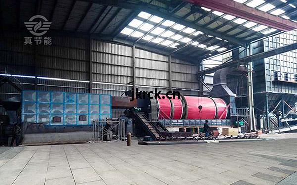 藥渣烘(hong)幹機生(sheng)產(chan)線(xian)案(an)例現場(chang)